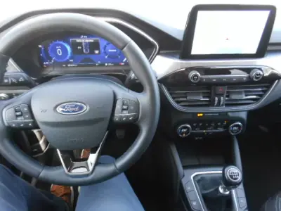 Ford Kuga 2022 - 21500 EUR, 31990 km - AUTO.MOTO.pt - 31990km - foto 13 de 14