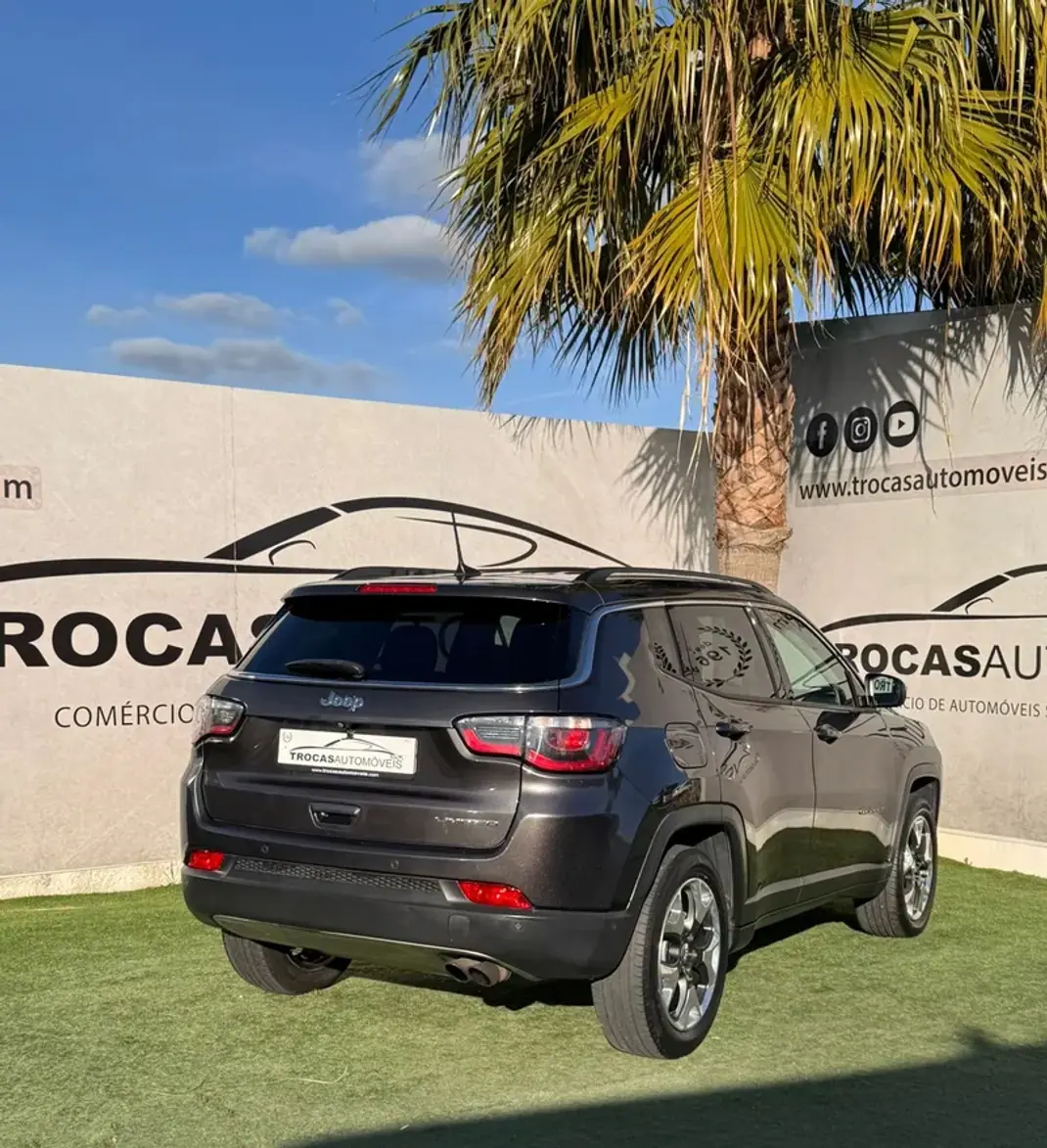 Jeep Compass 2018 - 17900 EUR, 52967 km - 52967km - foto 20 de 32