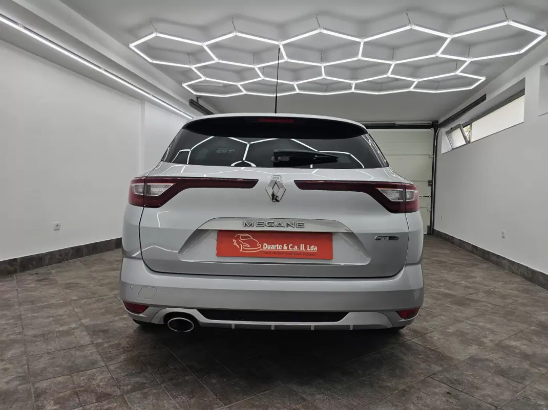 Renault Mégane Sport Tourer 2019 - 11950 EUR, 286730 km - 286730km - foto 10 de 52