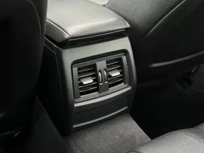 BMW 420 2013 - 22250 EUR, 222000 km - AUTO.MOTO.pt - 222000km - foto 17 de 36