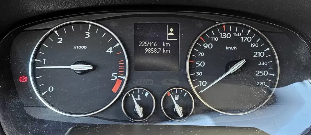Renault Laguna Break 2009 - 7500 EUR, 225000 km - 225000km - foto 12 de 25