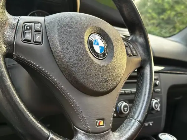 BMW 118 2008 - 9999 EUR, 248720 km - AUTO.MOTO.pt - 248720km - foto 17 de 47