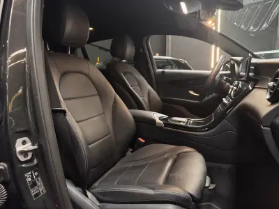 Mercedes-Benz GLC 300 2022 - 49990 EUR, 99800 km - AUTO.MOTO.pt - 99800km - foto 25 de 26