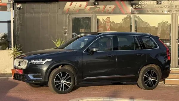 Volvo XC 90 2021 - 43990 EUR, 104000 km - AUTO.MOTO.pt - 104000km - foto 5 de 47