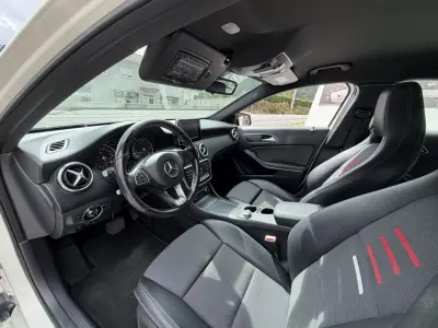 Mercedes-Benz A 180 2018 - 16990 EUR, 137584 km - foto 6 de 15