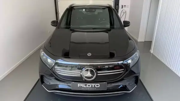 Mercedes-Benz EQA 2021 - 29990 EUR, 111950 km - AUTO.MOTO.pt - 111950km - foto 4 de 30