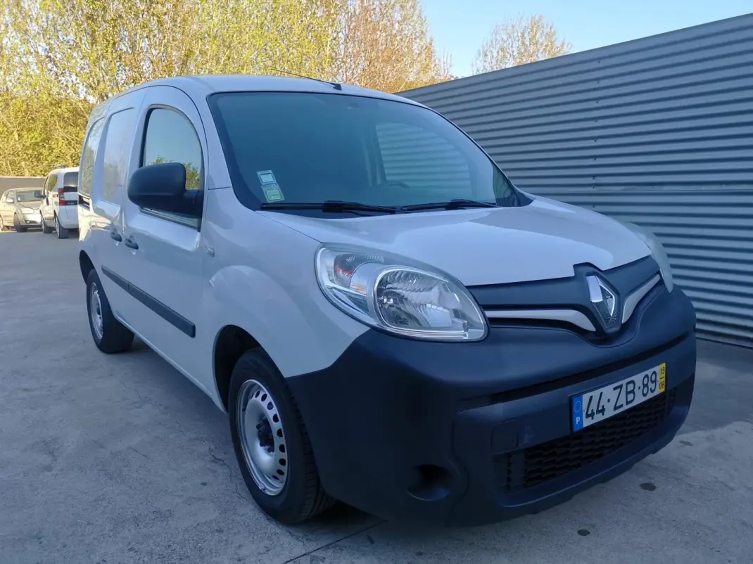 Renault Kangoo dCi 2019 - 10500 EUR, 164400 km - AUTO.MOTO.pt - 164400km - foto 1 de 8