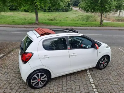 Citroën C1 2016 - 7990 EUR, 109000 km - AUTO.MOTO.pt - 109000km - foto 15 de 16