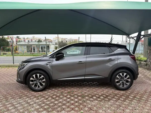 Renault Captur 2021 - 18900 EUR, 41569 km - AUTO.MOTO.pt - 41569km - foto 10 de 22