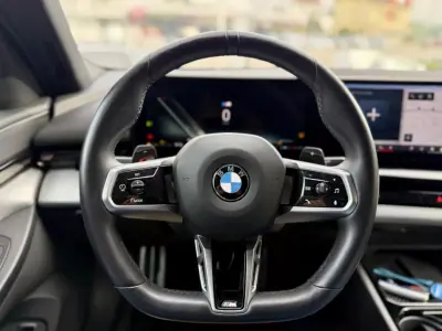 BMW 520 2024 - 52450 EUR, 45000 km - AUTO.MOTO.pt - 45000km - foto 20 de 27