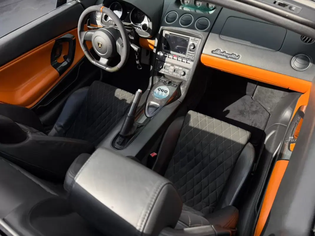 Lamborghini Gallardo 2006 - 145000 EUR, 63000 km - AUTO.MOTO.pt - 63000km - foto 13 de 20