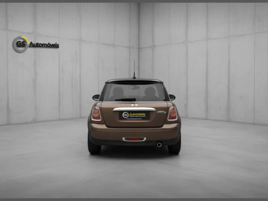 MINI Cooper 2012 - 9990 EUR, 174000 km - AUTO.MOTO.pt - 174000km - foto 4 de 7