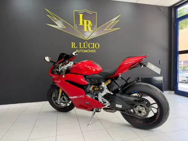 Ducati Panigale 1299 2016 - 17500 EUR, 11358 km - AUTO.MOTO.pt - 11358km - foto 35 de 38