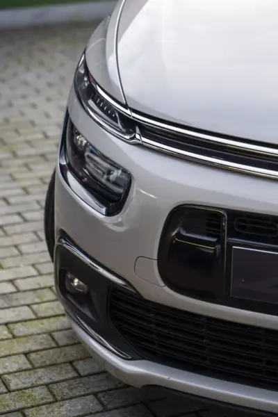 Citroën C4 Picasso 2018 - 13900 EUR, 145077 km - AUTO.MOTO.pt - 145077km - foto 6 de 36