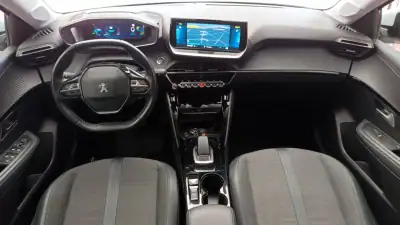 Peugeot e-208 2020 - 20490 EUR, 46617 km - AUTO.MOTO.pt - 46617km - foto 23 de 70