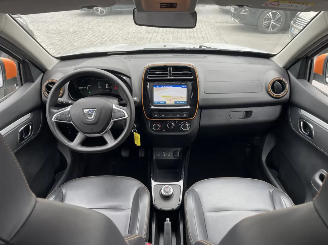 Dacia Spring 2021 - 10850 EUR, 17296 km - AUTO.MOTO.pt - 17296km - foto 11 de 32