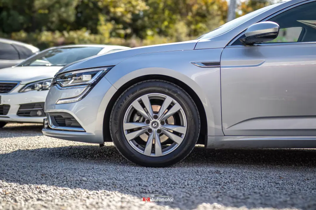 Renault Talisman 2017 - 13950 EUR, 207000 km - 207000km - foto 5 de 35