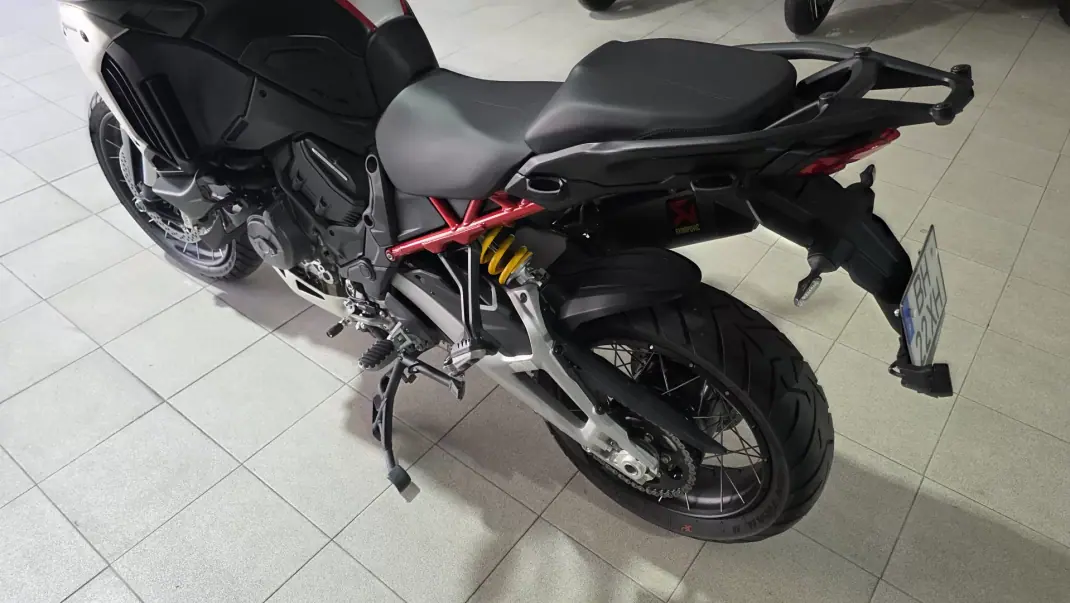 Ducati Multistrada 1260 Enduro 2024 - 28500 EUR, 3867 km - AUTO.MOTO.pt - 3867km - foto 11 de 27
