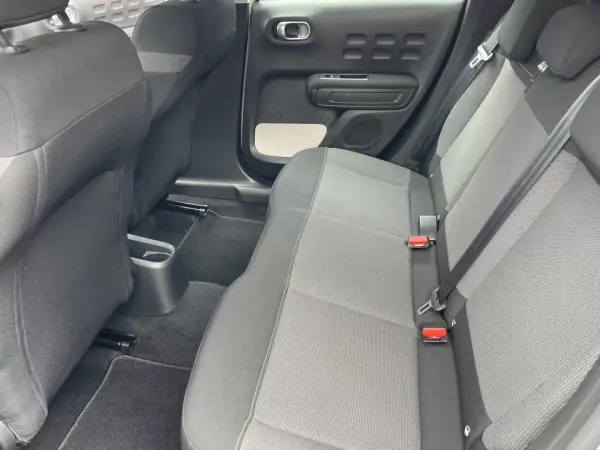 Citroën C3 2018 - 12300 EUR, 89000 km - AUTO.MOTO.pt - 89000km - foto 9 de 12
