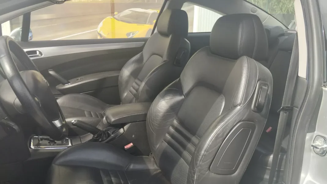 Peugeot 407 2006 - 8490 EUR, 244000 km - AUTO.MOTO.pt - 244000km - foto 6 de 12