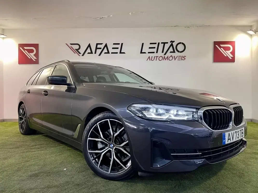 BMW 520 2023 - 34750 EUR, 72000 km - AUTO.MOTO.pt - 72000km - foto 4 de 33