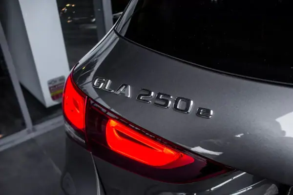 Mercedes-Benz GLA 250 2023 - 38790 EUR, 69317 km - AUTO.MOTO.pt - 69317km - foto 12 de 48