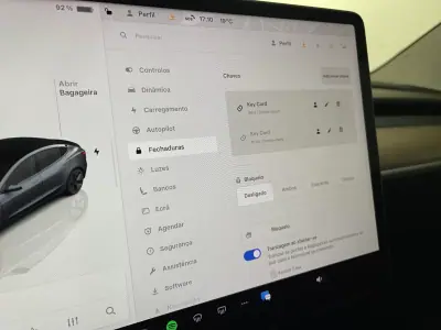 Tesla Model 3 2022 - 29500 EUR, 56000 km - AUTO.MOTO.pt - 56000km - foto 28 de 42