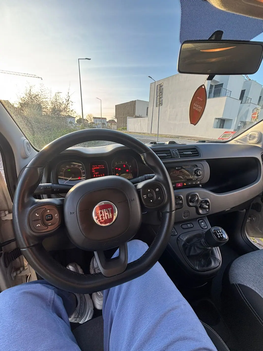 Fiat Panda 2017 - 6800 EUR, 127500 km - AUTO.MOTO.pt - 127500km - foto 3 de 12