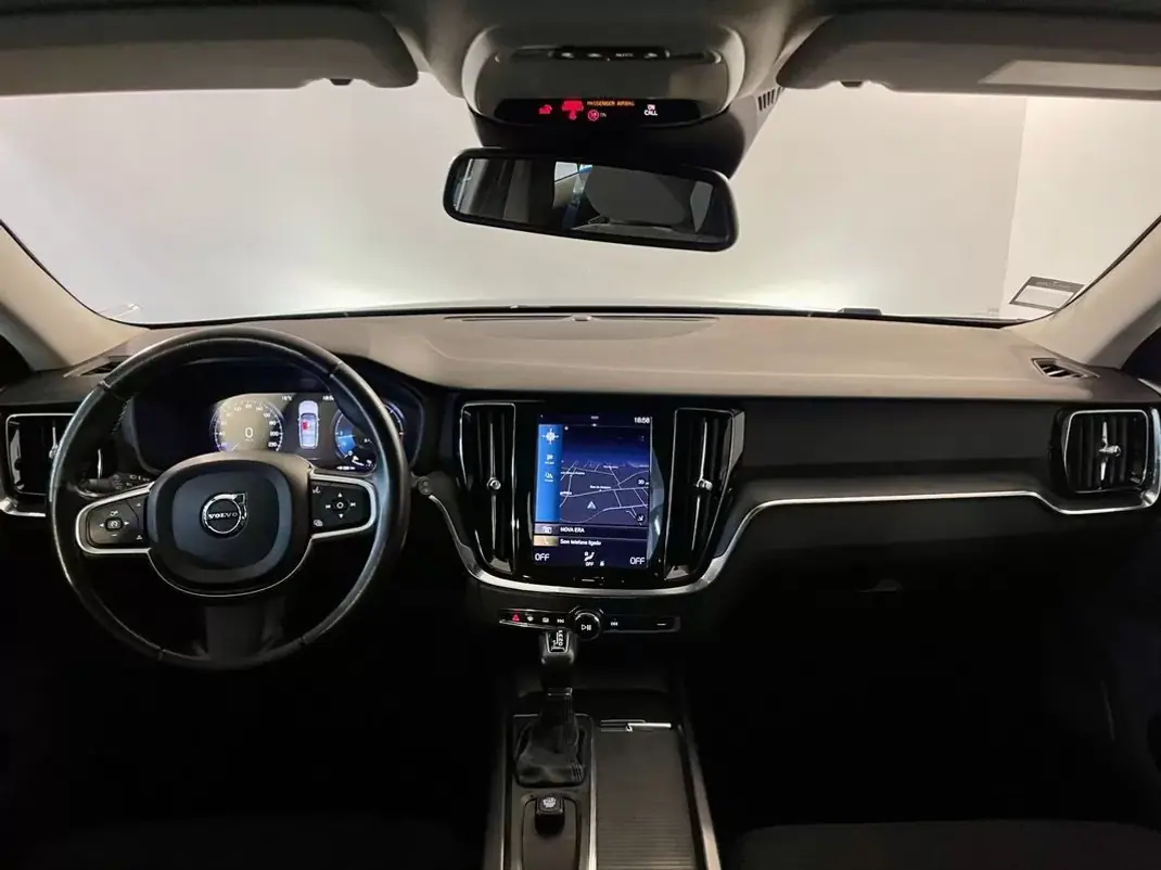 Volvo V60 2020 - 20950 EUR, 154000 km - AUTO.MOTO.pt - 154000km - foto 2 de 30