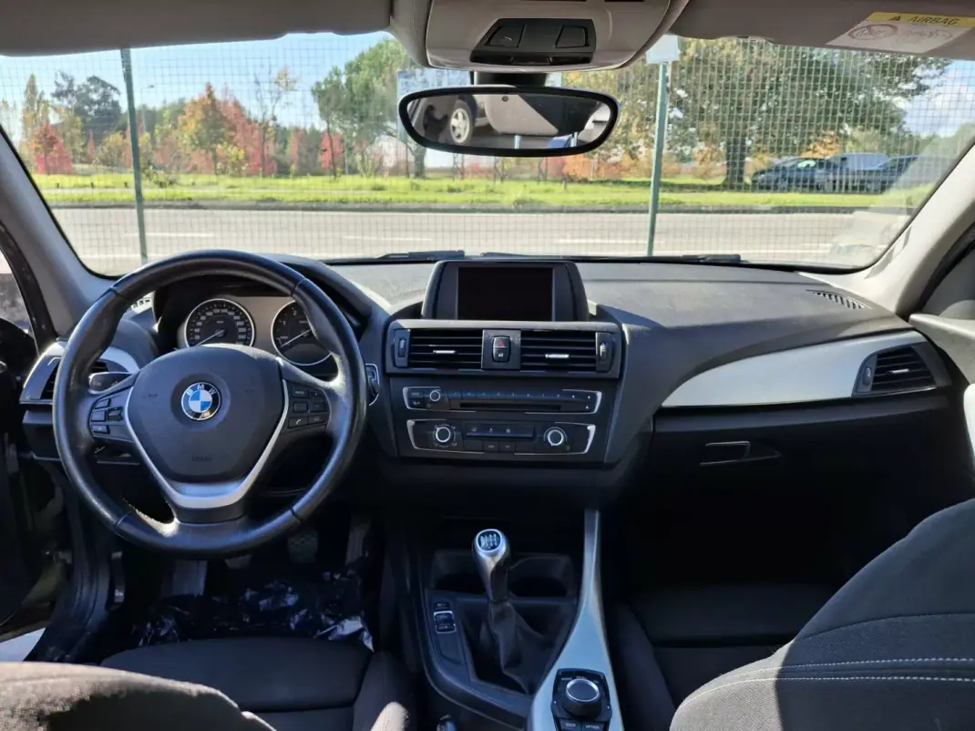BMW 116 2014 - 13900 EUR, 205123 km - AUTO.MOTO.pt - 205123km - foto 9 de 11
