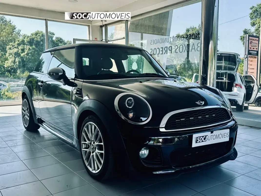 MINI 3 Portas 2012 - 10990 EUR, 213281 km - 213281km - foto 2 de 19