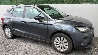 SEAT Arona 2023 - 13400 EUR, 73000 km - AUTO.MOTO.pt - 73000km - foto 8 de 12