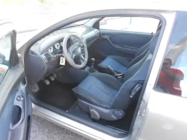 Fiat Bravo 2000 - 2000 EUR, 175051 km - 175051km - foto 8 de 10