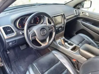 Jeep Grand Cherokee 2016 - 34950 EUR, 135350 km - AUTO.MOTO.pt - 135350km - foto 22 de 60