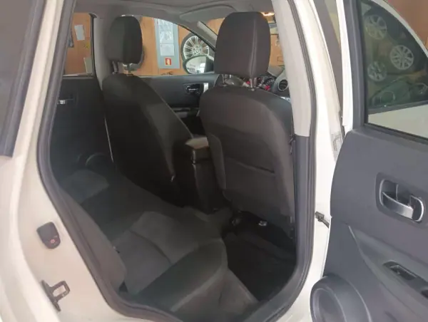 Nissan Qashqai 2012 - 11900 EUR, 226000 km - AUTO.MOTO.pt - 226000km - foto 15 de 16