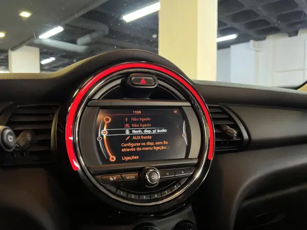 MINI 5 Portas 2016 - 13990 EUR, 95000 km - AUTO.MOTO.pt - 95000km - foto 20 de 41