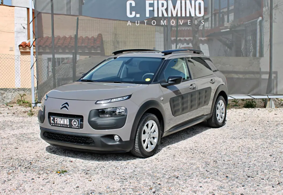 Citroën C4 Cactus 2014 - 11950 EUR, 148141 km - AUTO.MOTO.pt - 148141km - foto 1 de 27