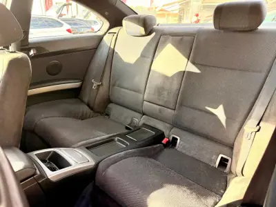 BMW 320 2011 - 14990 EUR, 259492 km - AUTO.MOTO.pt - 259492km - foto 9 de 12