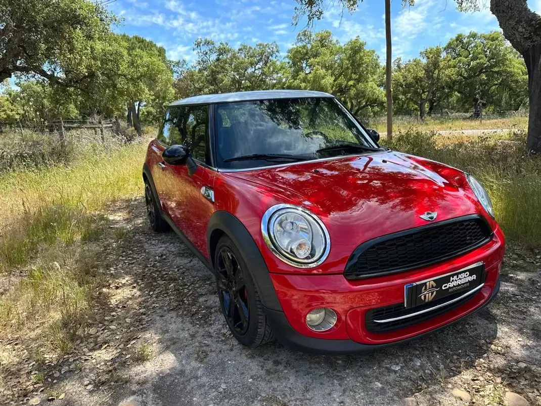 MINI 3 Portas 2012 - 6850 EUR, 168000 km - AUTO.MOTO.pt - 168000km - foto 3 de 9