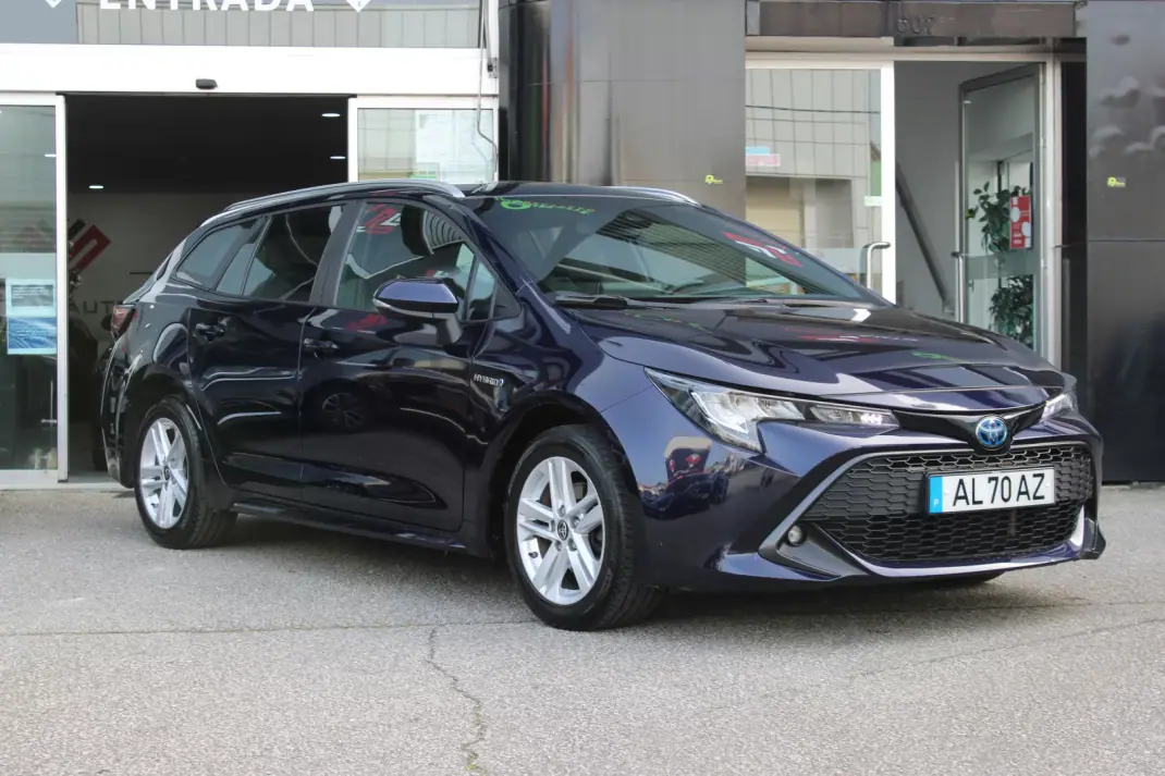 Toyota Corolla Touring Sports 2021 - 21900 EUR, 126096 km - AUTO.MOTO.pt - 126096km - foto 1 de 26