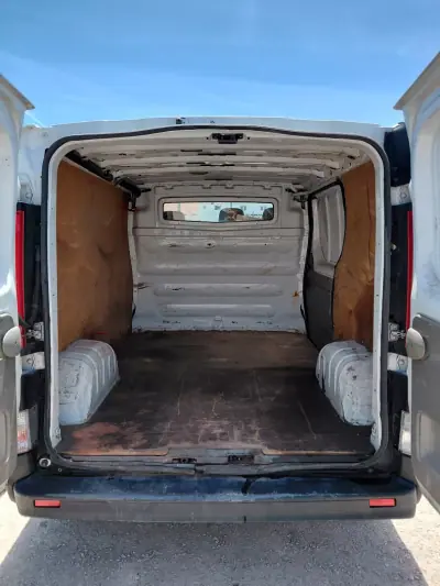 Opel E VIVARO CARGO L3 75KWH XL 2007 - 7500 EUR, 460000 km - AUTO.MOTO.pt - 460000km - foto 4 de 5