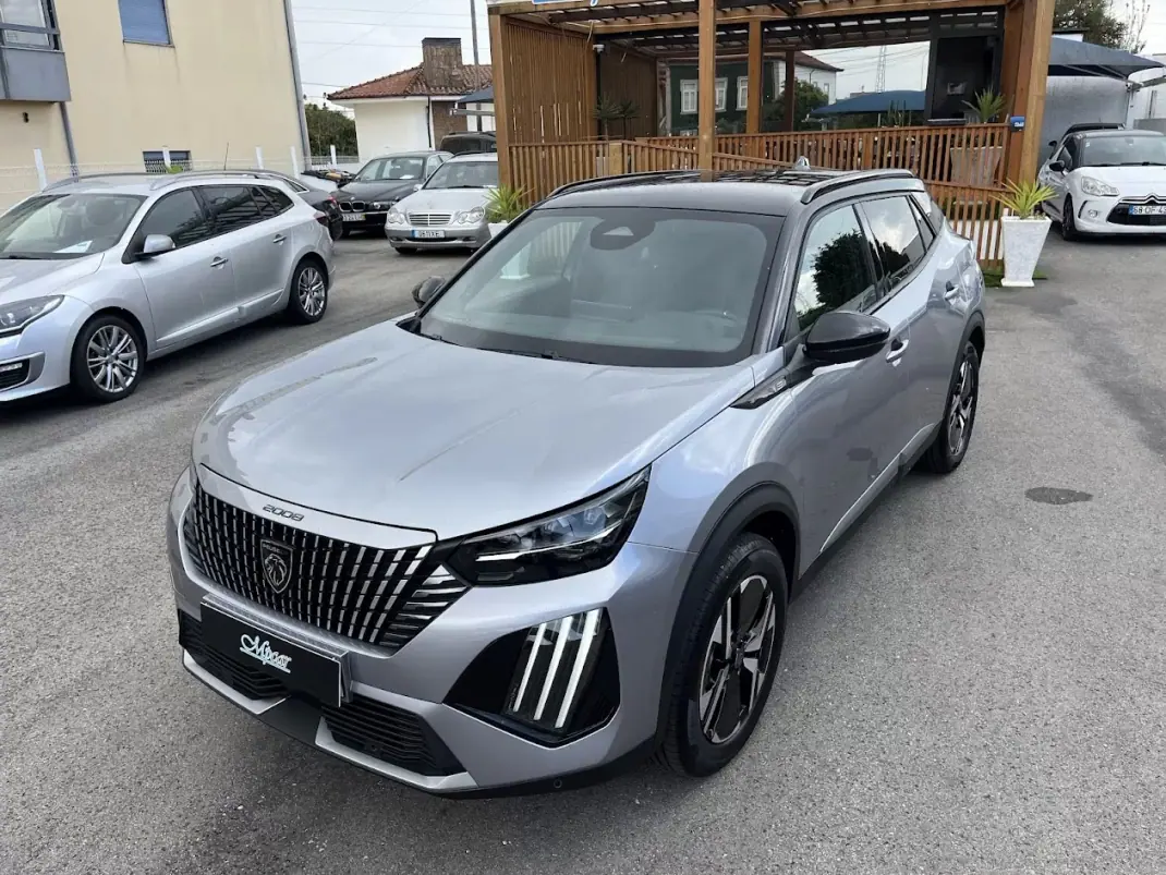 Peugeot e-2008 2025 - 32950 EUR, 80 km - AUTO.MOTO.pt - 80km - foto 52 de 68