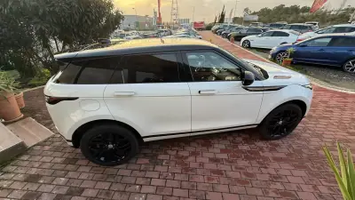 Land Rover Range Rover Evoque 2022 - 38990 EUR, 30000 km - AUTO.MOTO.pt - 30000km - foto 23 de 42