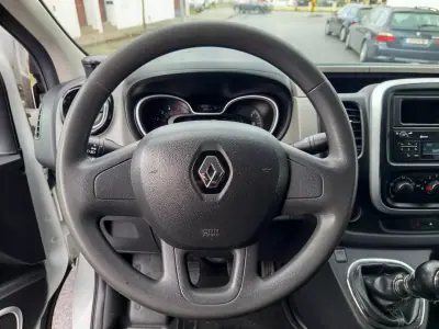 Renault Trafic 2018 - 16490 EUR, 152226 km - AUTO.MOTO.pt - 152226km - foto 17 de 17