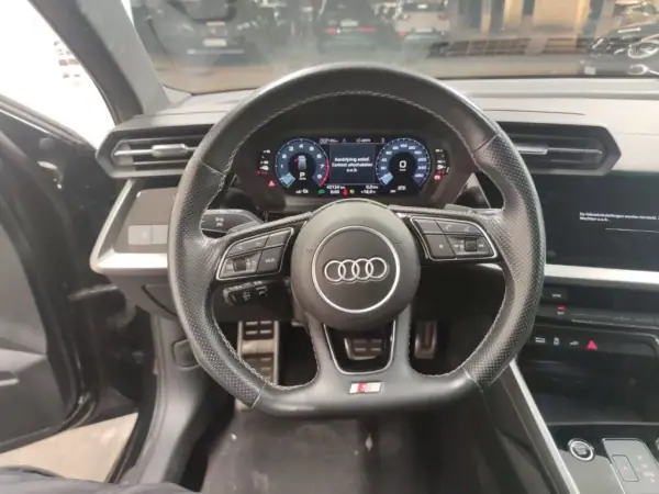 Audi A3 Sportback 2022 - 27990 EUR, 43124 km - AUTO.MOTO.pt - 43124km - foto 6 de 12