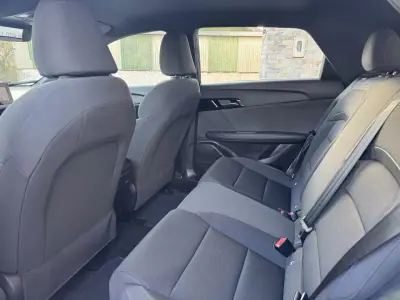 MG MG4 2022 - 18990 EUR, 77000 km - AUTO.MOTO.pt - 77000km - foto 16 de 36