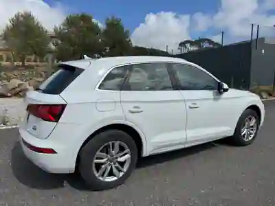 Audi Q5 2017 - 22000 EUR, 150000 km - AUTO.MOTO.pt - 150000km - foto 5 de 11