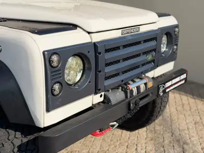 Land Rover Defender 1998 - 29950 EUR, 292361 km - foto 4 de 27