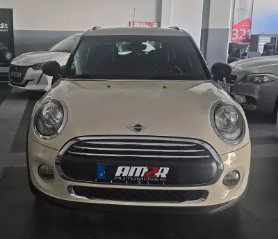 MINI 5 Portas 2015 - 12500 EUR, 130000 km - AUTO.MOTO.pt - 130000km - foto 2 de 19