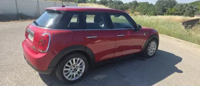 MINI One 2016 - 14900 EUR, 148000 km - AUTO.MOTO.pt - 148000km - foto 6 de 21